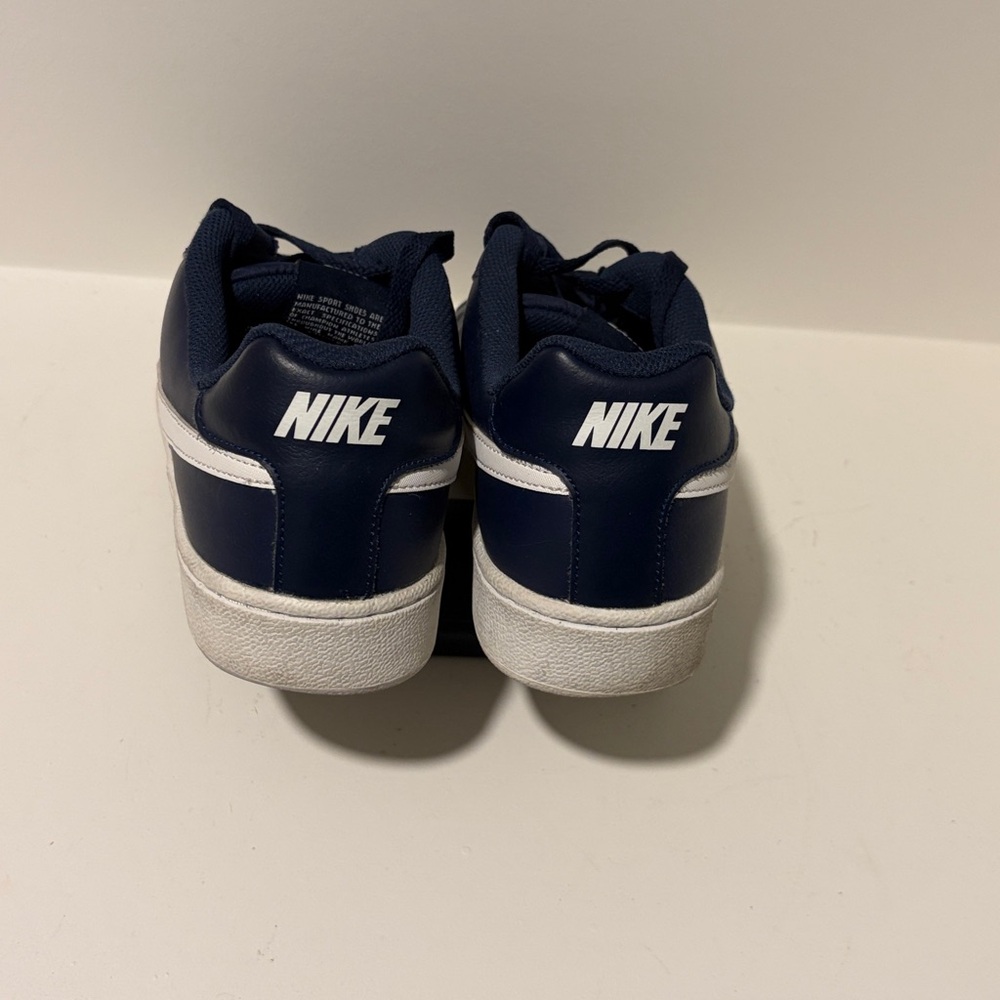 Nike Navy Blue Sneakers - Picture 3 of 5